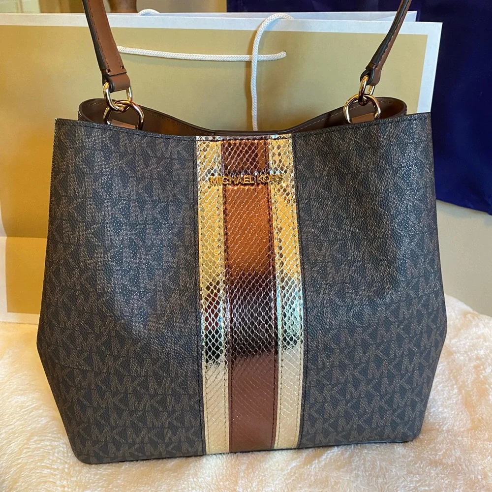 Michael Kors Pratt Medium Signature Logo and Metallic Should…